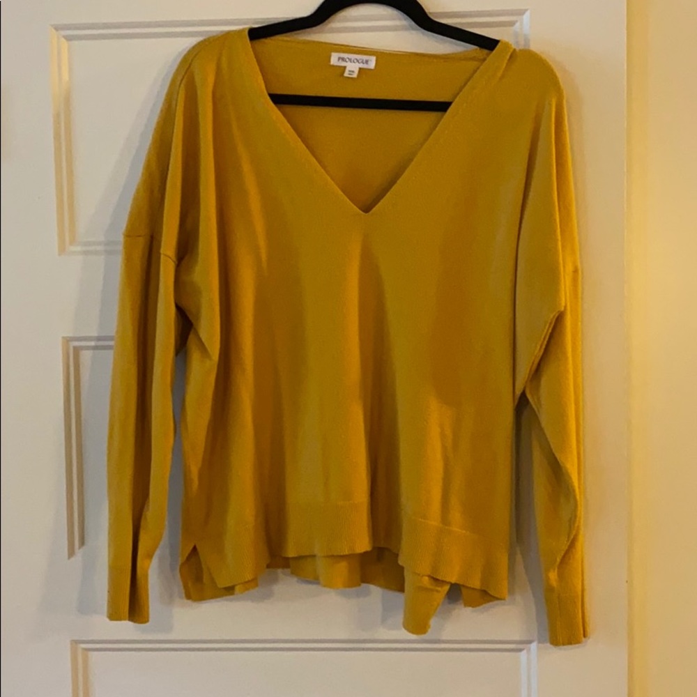 Mustard yellow sweater